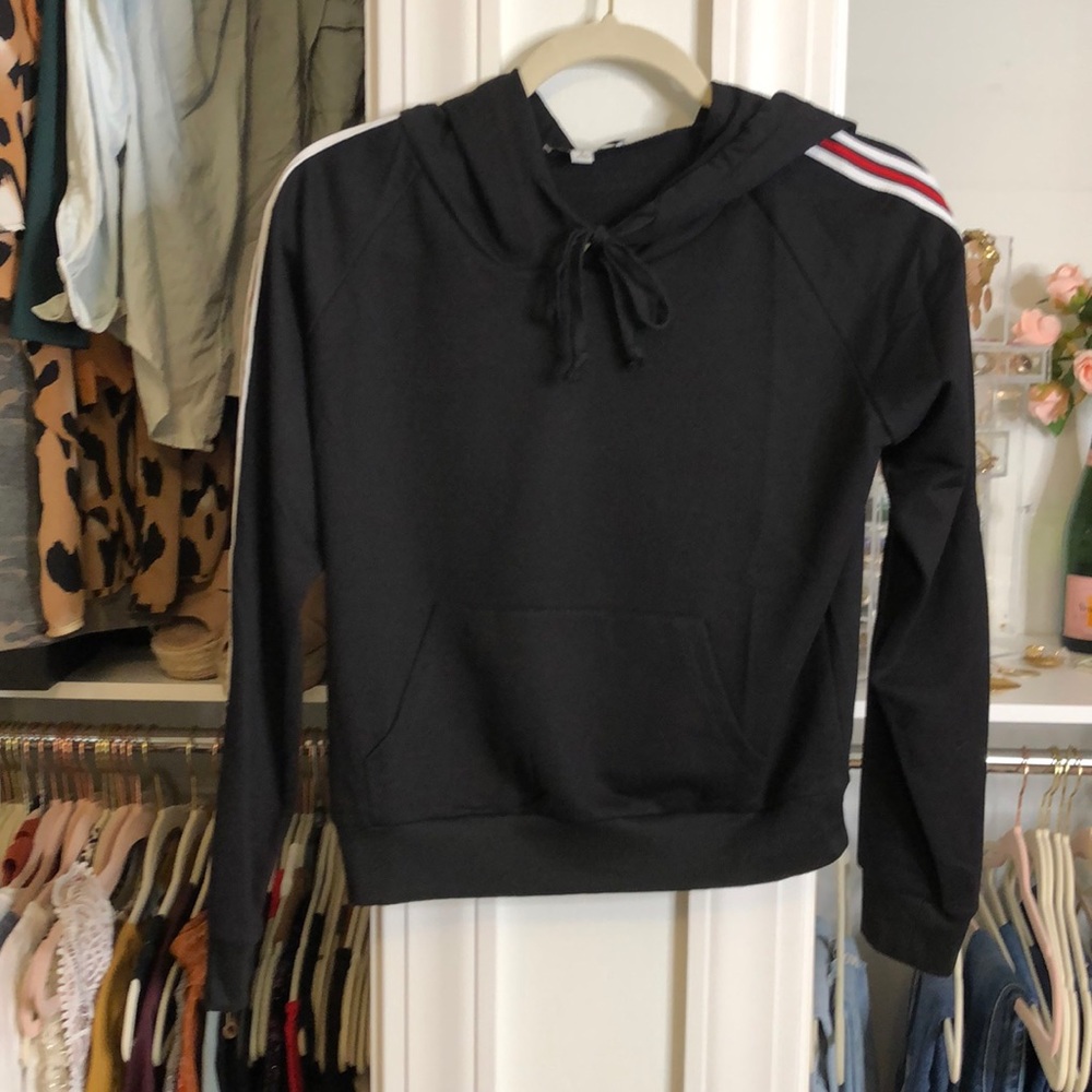 Cropped hoodie